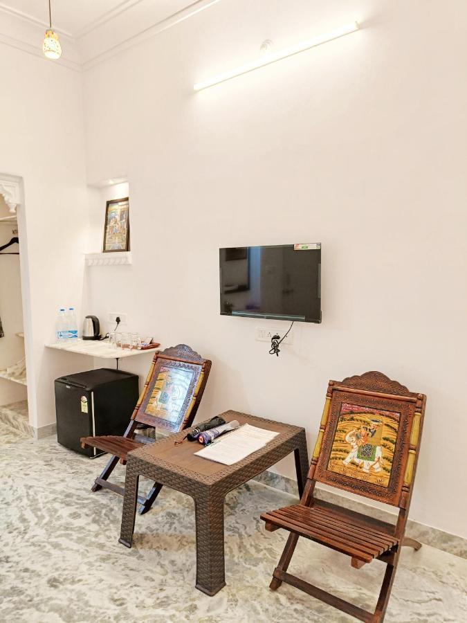 Prakash Ji'S Haveli -Luxurious Lakeside Retreat- Otel Udaipur Dış mekan fotoğraf